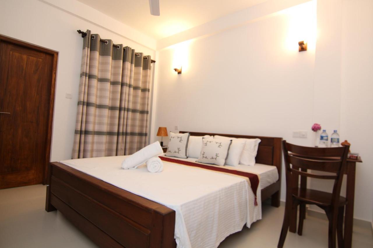 Mihira Gedara Apartments Unawatuna Kültér fotó