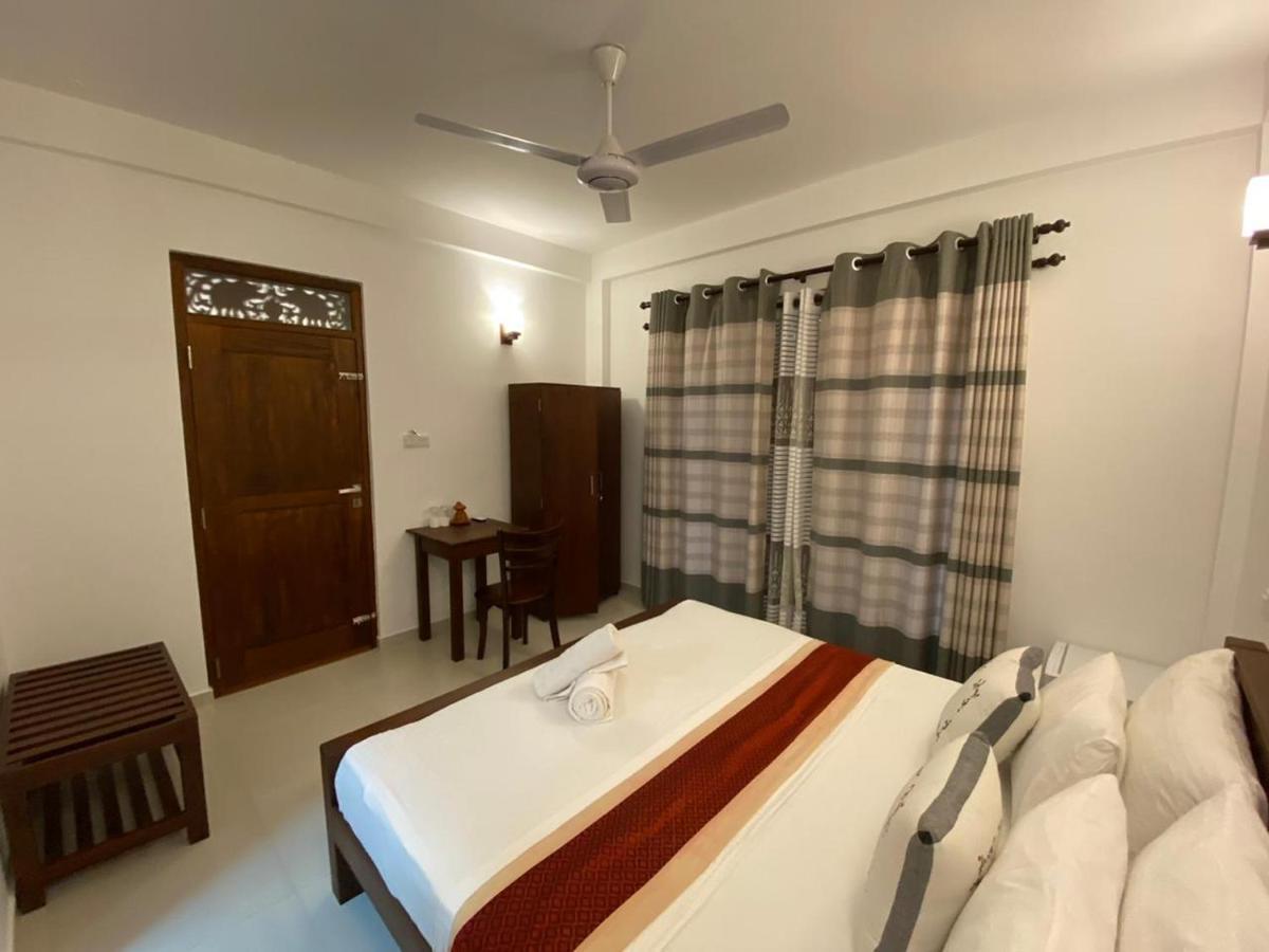 Mihira Gedara Apartments Unawatuna Kültér fotó